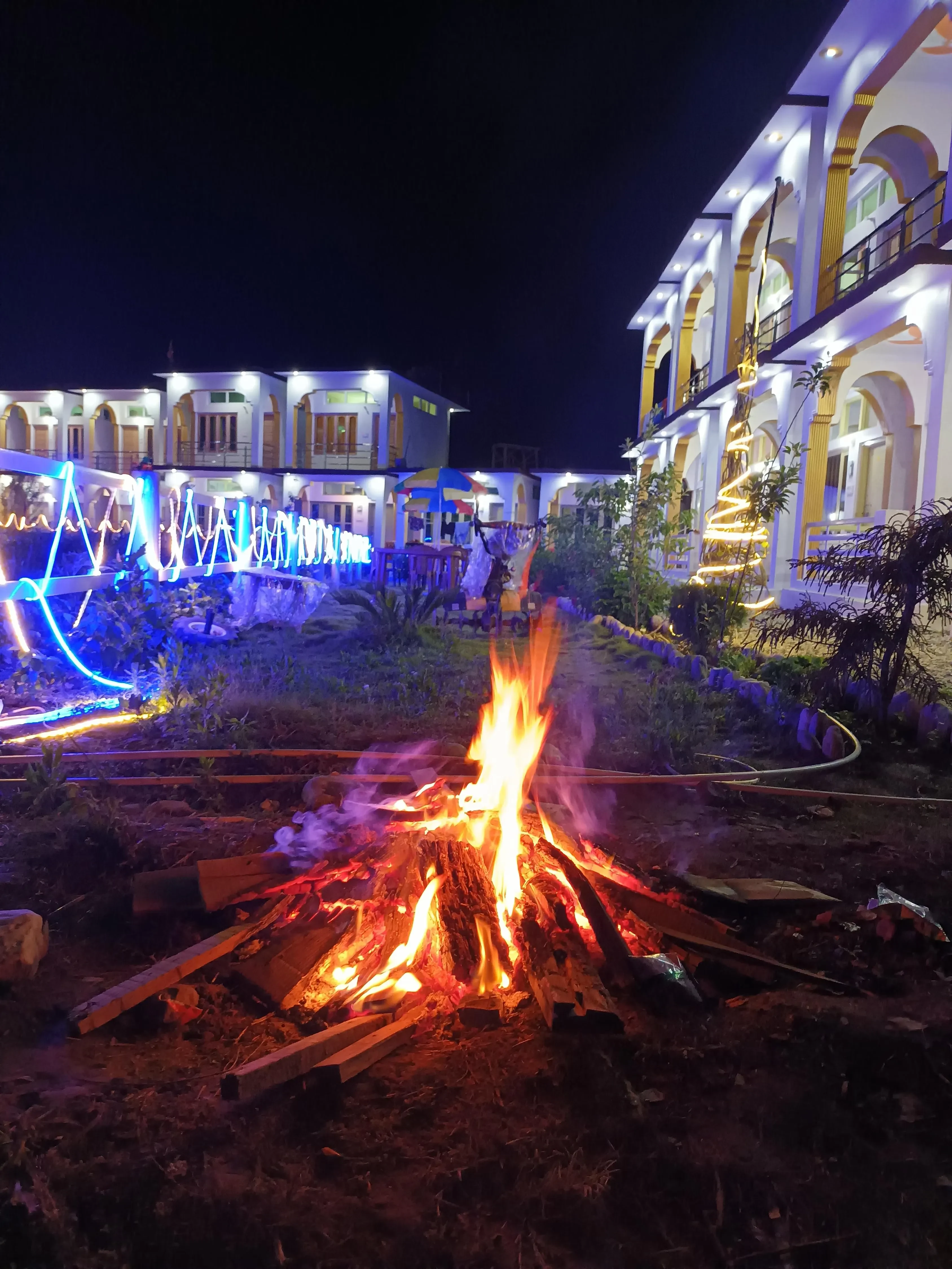Mountain Bird Resort Barkot [Bonfire]