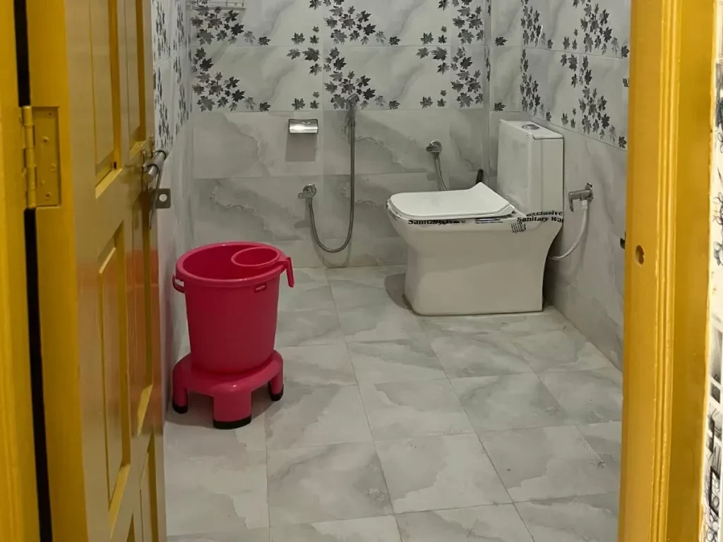 Hotel 7 Oaks Barkot [Attached Bathroom]