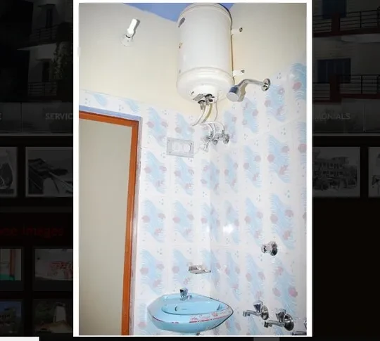 Hotel Rautela Barkot [Geyser/Water Heater]